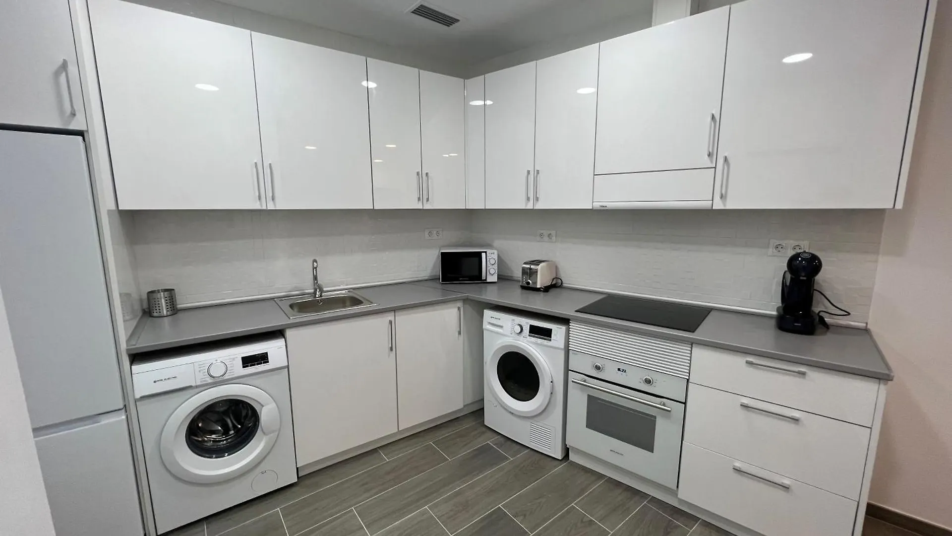 Apartamentos Beachydays Metropolis B Torremolinos